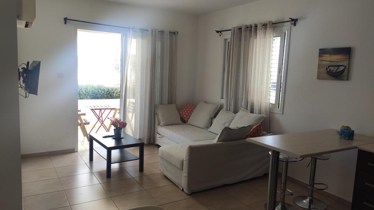 Cosy Apartment In A Luxury Resort Paralimni Eksteriør billede