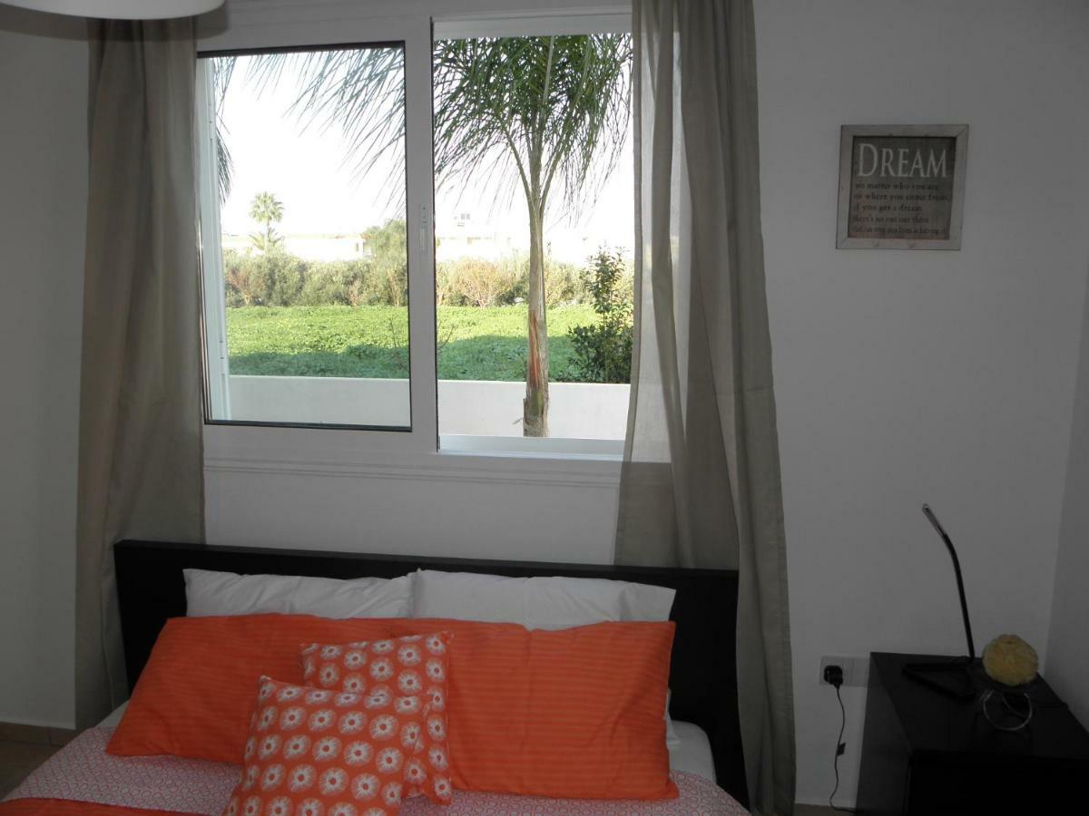 Cosy Apartment In A Luxury Resort Paralimni Eksteriør billede